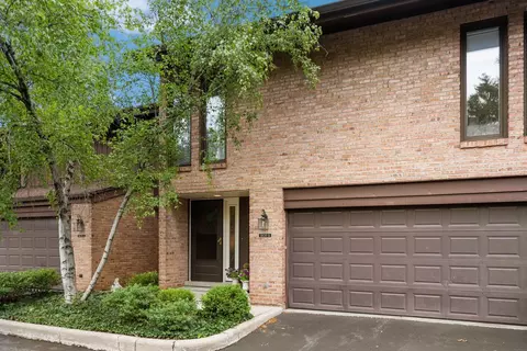 1809 Wildberry Dr #B, Glenview, IL 60025
