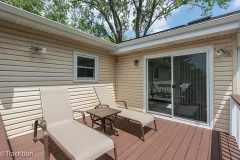 1016 Windsor Dr, Wheaton, IL 60189 photo 24