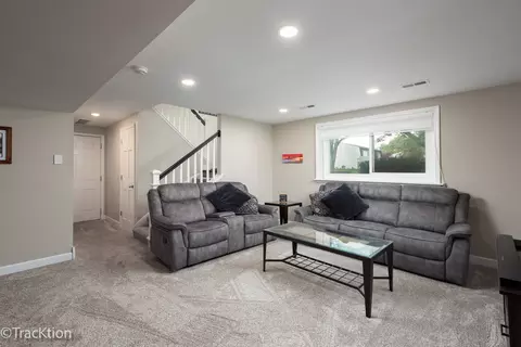 1016 Windsor Dr, Wheaton, IL 60189 photo 16