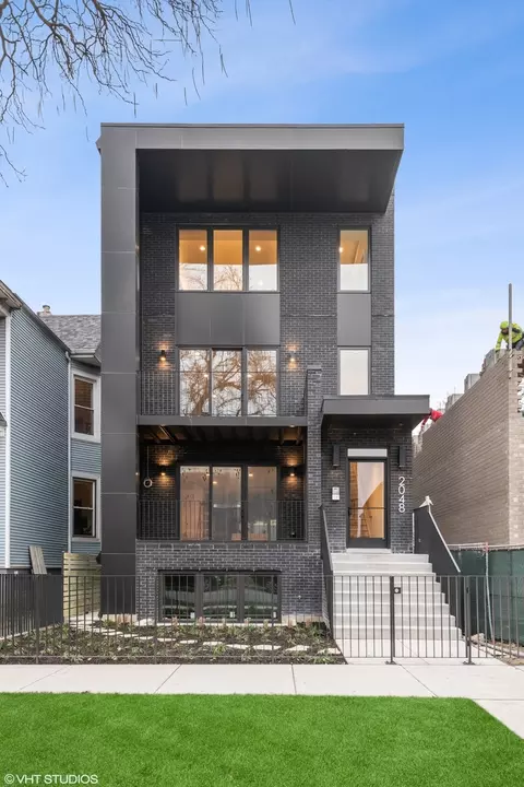 2048 W Addison St #2, Chicago, IL 60618