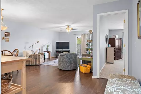 1509 Fort Jesse Rd #18, Normal, IL 61761 photo 5