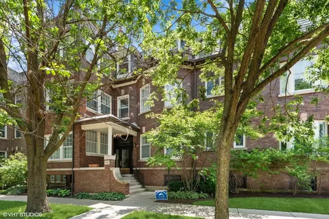 426 Hamilton St #3, Evanston, IL 60202