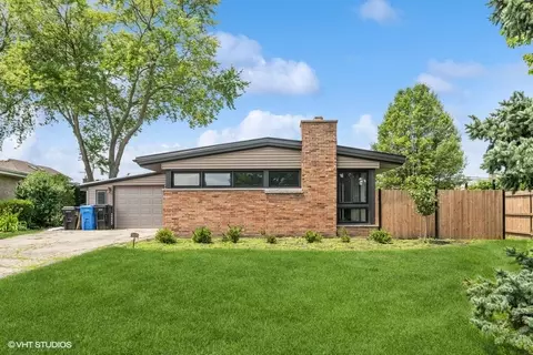 5020 N Ottawa Ave, Chicago, IL 60656