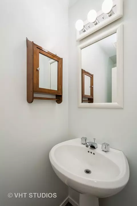 838 S Morgan St, Chicago, IL 60607 photo 22
