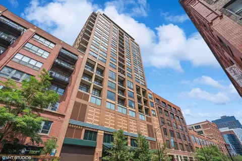 400 W Ontario St #509, Chicago, IL 60654