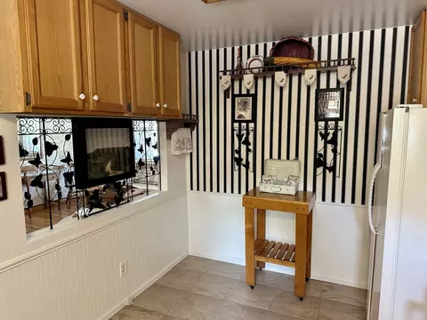 820 14th St, Peru, IL 61354 photo 8