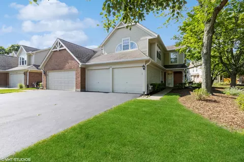 2159 Rob Roy Ct, Hanover Park, IL 60133