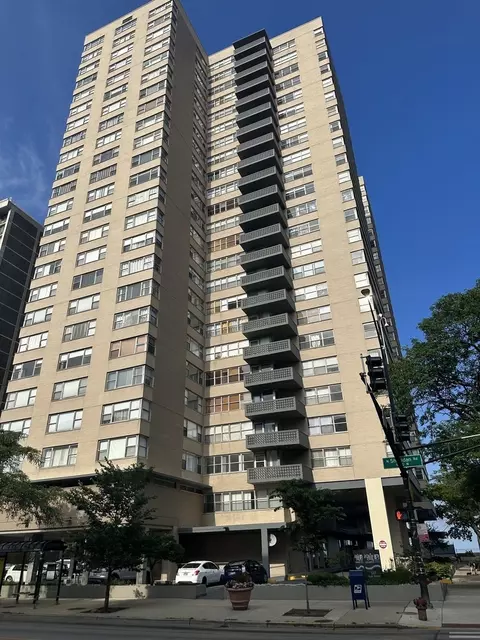 6301 N Sheridan Rd #23O, Chicago, IL 60660