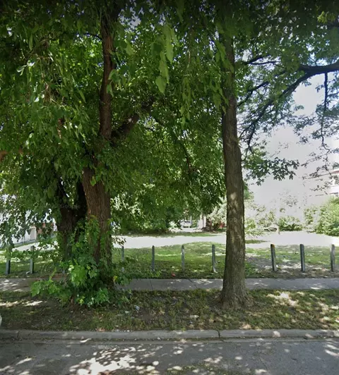 5520 S Emerald Ave, Chicago, IL 60621