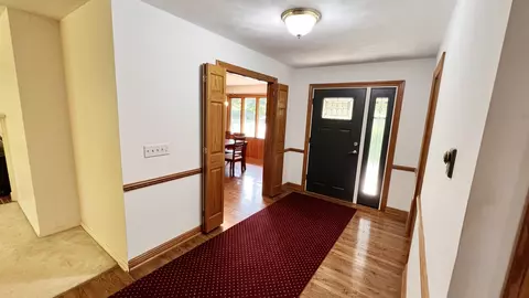 16875 Tanglewild Dr, Morrison, IL 61270 photo 3