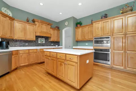 16059 W Red Cloud Dr, Lockport, IL 60441 photo 10