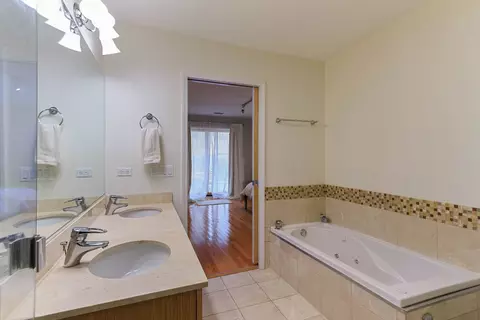 1026 E 46th St #1E, Chicago, IL 60653 photo 21