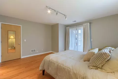 1026 E 46th St #1E, Chicago, IL 60653 photo 16