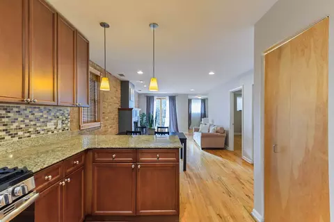 1026 E 46th St #1E, Chicago, IL 60653 photo 13