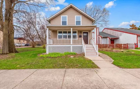 212 Sawyer Ave, La Grange, IL 60525