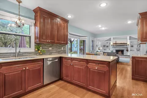 1704 Prince Ct, Naperville, IL 60563 photo 9