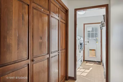 1102 Gallant Ct, Wheaton, IL 60187 photo 16