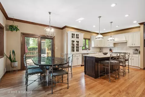 1102 Gallant Ct, Wheaton, IL 60187 photo 8