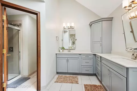 1102 Gallant Ct, Wheaton, IL 60187 photo 20