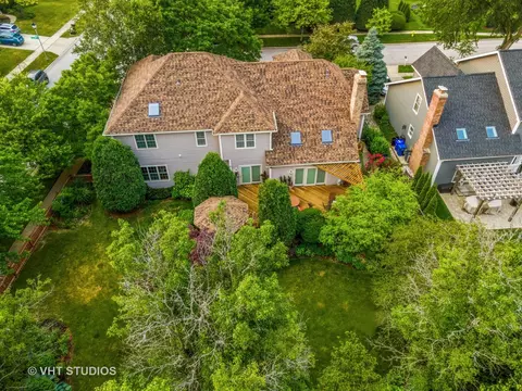 1102 Gallant Ct, Wheaton, IL 60187 photo 37