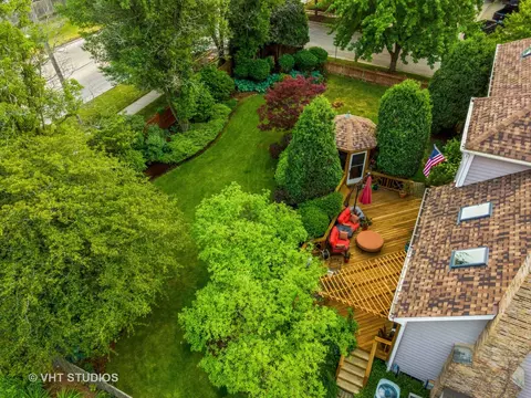 1102 Gallant Ct, Wheaton, IL 60187 photo 35