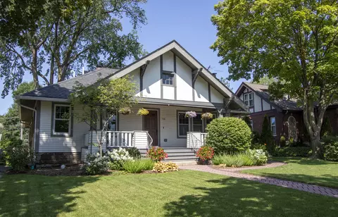 730 S Washington Ave, Park Ridge, IL 60068