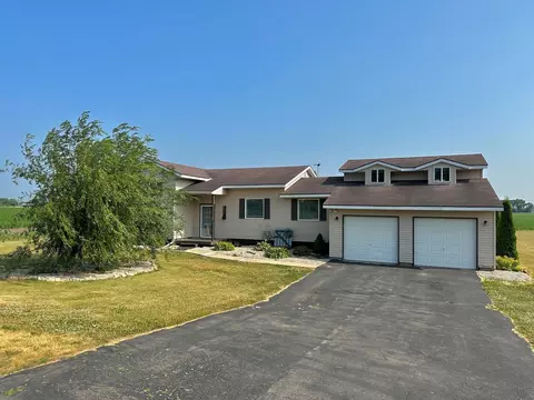 28451 Logan Rd, Rock Falls, IL 61071