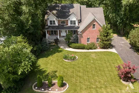 3 S344 Williams Rd, Warrenville, IL 60555