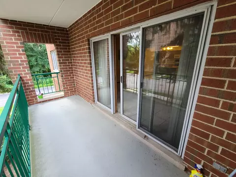 1685 Mill St #208, Des Plaines, IL 60016 photo 7