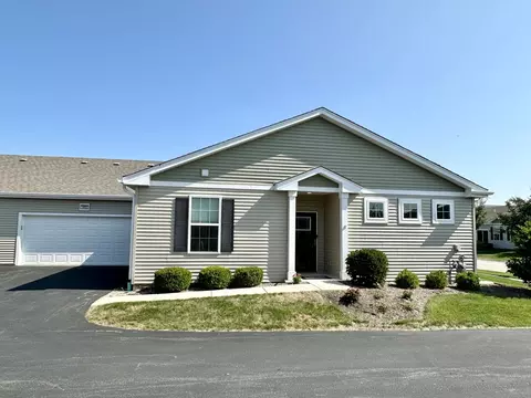 1952 Southern Cir, Pingree Grove, IL 60140