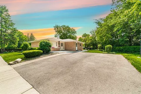 440 Crescent Dr, Wheeling, IL 60090 photo 26