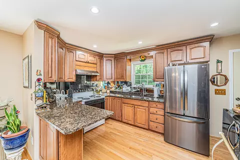 440 Crescent Dr, Wheeling, IL 60090 photo 8