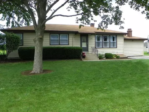 149 Laura Ln, New Lenox, IL 60451