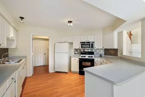 46 Cunningham Ln, Park Forest, IL 60466 photo 6