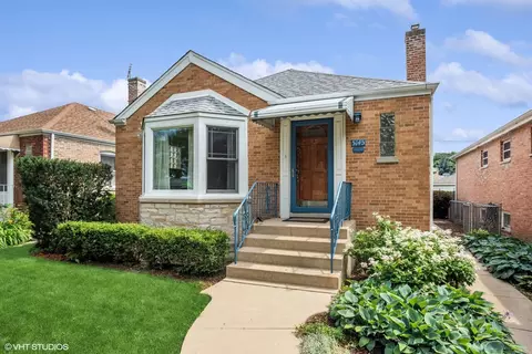 5145 W Argyle St, Chicago, IL 60630