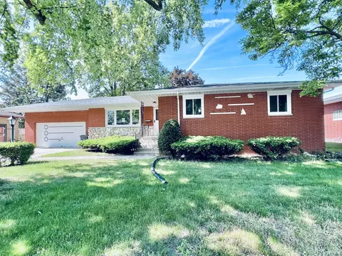 2300 185th Pl, Lansing, IL 60438 photo 2