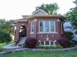 712 S Chester Ave, Park Ridge, IL 60068