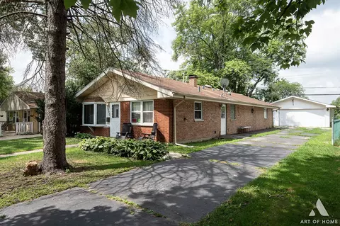 3020 Wallace Ave, Steger, IL 60475 photo 2