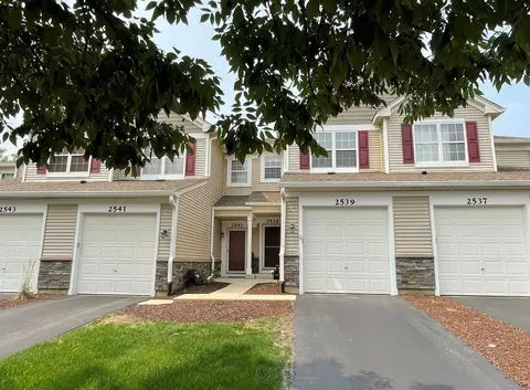 2539 Oneida Ln, Naperville, IL 60563