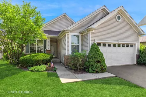 12378 Black Oak Trl, Huntley, IL 60142