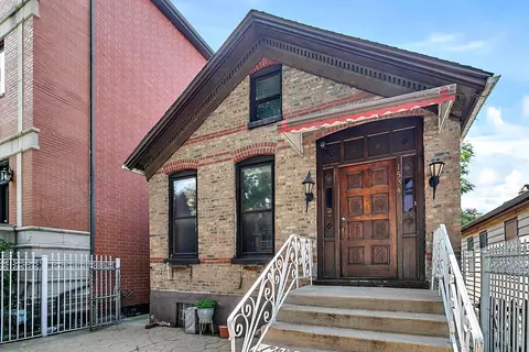 1534 N Campbell Ave, Chicago, IL 60622