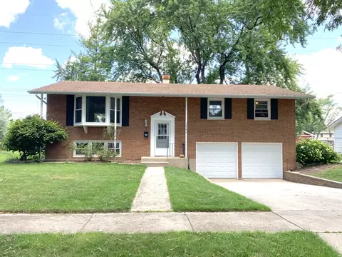1258 E Thurston Dr, Palatine, IL 60074