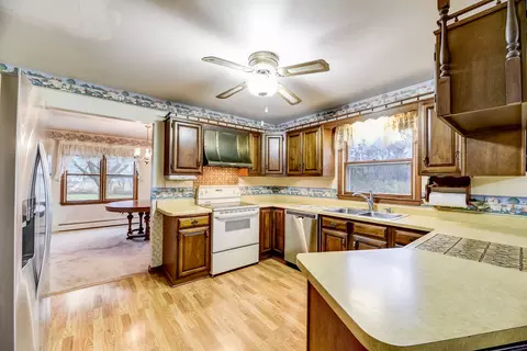 19002 River Rd, Marengo, IL 60152 photo 11