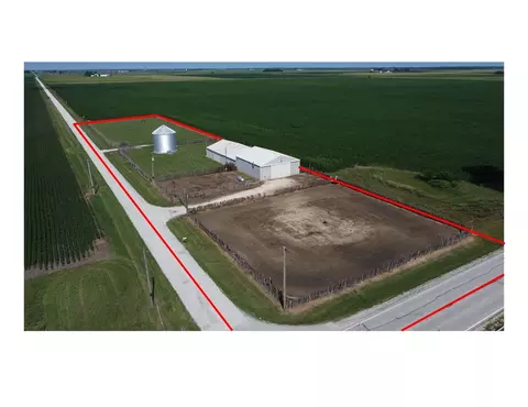 1396 E 1300 North Rd, Onarga, IL 60955