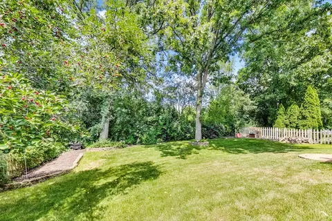 848 Jefferson Dr, Lindenhurst, IL 60046 photo 21