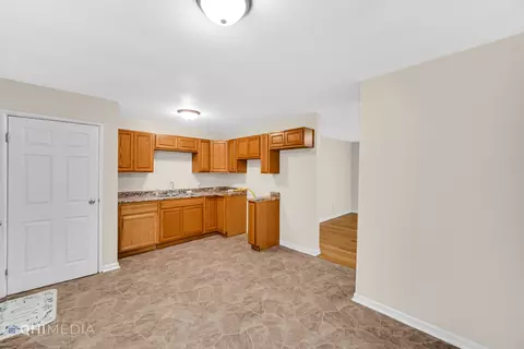 658 Eastview Dr, Kankakee, IL 60901 photo 7