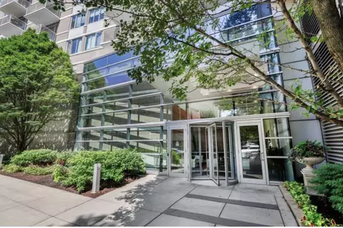1515 S Prairie Ave #906, Chicago, IL 60605