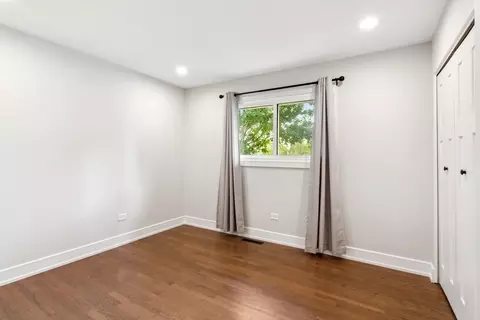 111 E Millers Rd, Des Plaines, IL 60016 photo 13
