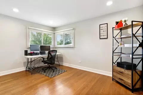 111 E Millers Rd, Des Plaines, IL 60016 photo 12