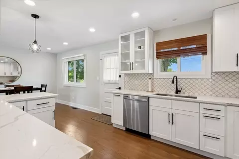 111 E Millers Rd, Des Plaines, IL 60016 photo 9